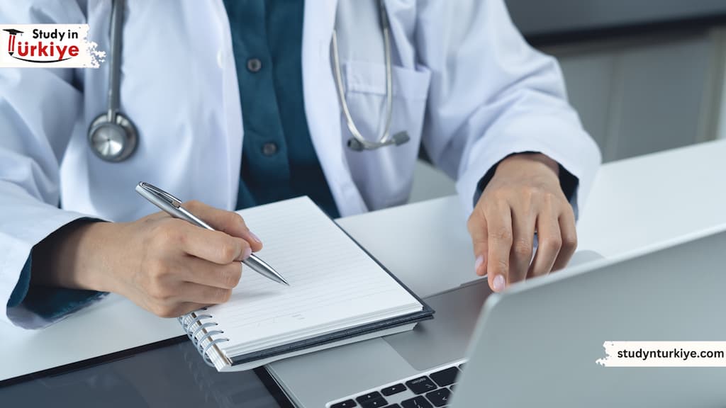 هل دراسة الطب في تركيا صعبة