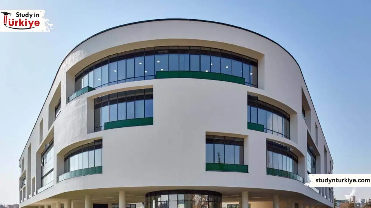 جامعة قونيا في تركيا